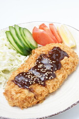 ロース豚カツ