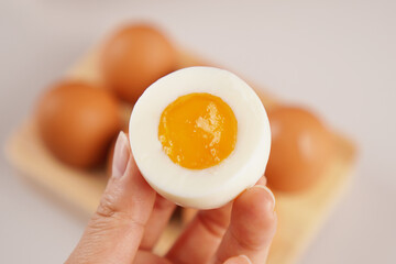 boiled eggs
삶은 계란