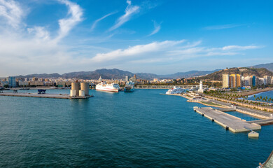 Obraz premium Panoramic view of the sea port of Malaga, Andalusia (Andalucía), Spain