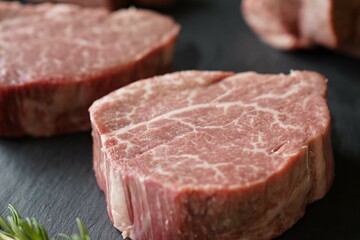 黒毛和牛ヒレステーキ＆サイコロステーキセット