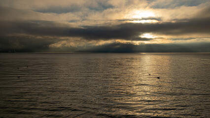Sunrise über dem See