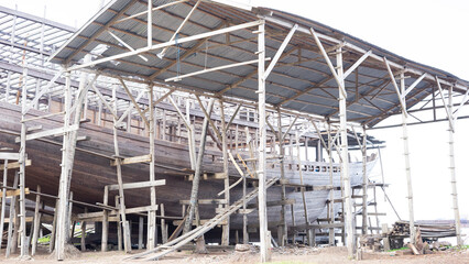 traditional style Indonesia wooden boat construction