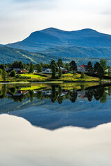 Obraz premium lake in the mountains, river, lake, water, mountains, reflection, landscape, greenery, Norway, Scandinavia