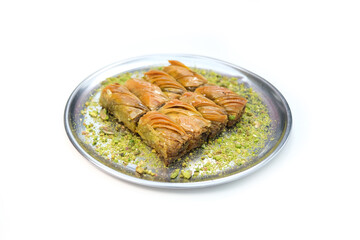 Turkish Indulgence: Crispy Pistachio Baklava Perfection