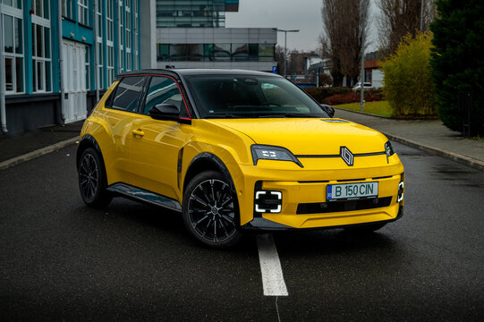 2025 Renault 5 e-tech