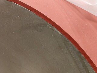 Detail of the metal and rubber part of the drive cylinder.
