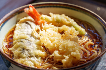 温かい天ぷら蕎麦