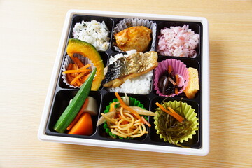 和食幕の内弁当
