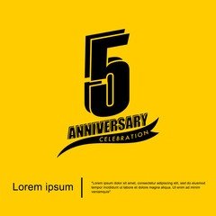 5th years anniversary celebration emblem. black anniversary logo isolated with ribbon on yellow background. vector illustration template design for web, flyers, poster, greeting card