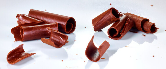 Schokoladenroellchen, Schokodeko, Röllchen, isoliert,