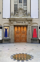 Leipzig, Innenansicht Mädler-Passage, Doppelflügeltüre zu einem Treppenhaus 