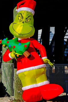 Beach house Grinch-themed Christmas decorations in Dauphin Island Alabama