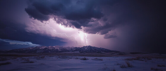 Naklejka premium Lightning Storm Snow Mountains Rocky Dramatic Cinematic