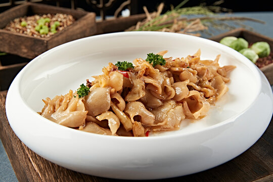 Fried Cockscomb Conch Slices