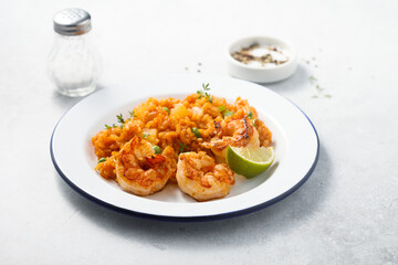 Roasted shrimps with spicy rice