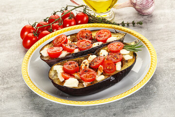 Baked eggplant with cheese and tomato