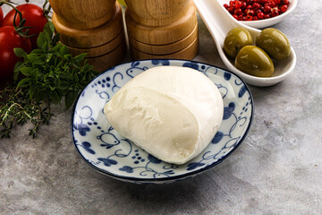 Gurmet organic mozzatla dairy cheese