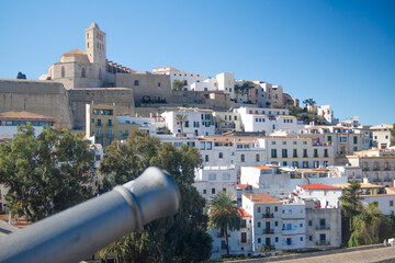 Ibiza, isla de las Baleares, vista a&eacute;rea de sus calles y de la ciudad.
