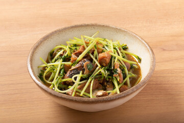 サバ味噌　豆苗あえ