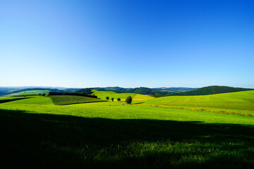 View of the green landscape near Oberhenneborn in the Sauerland.