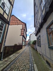 eine schöne Strasse mit Gassen in Quedlinburg, Sachsen - Anhalt