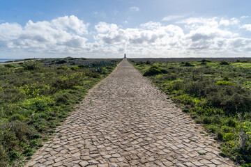 Weg unendlich gepflastert Portugal Sagres