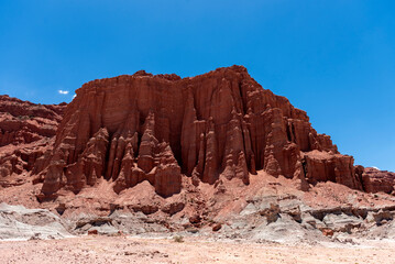 Fototapeta premium Incredible landscapes with magical shapes of stones and rocks in the Valley of the Moon, Ischigualasto Park, Argentina