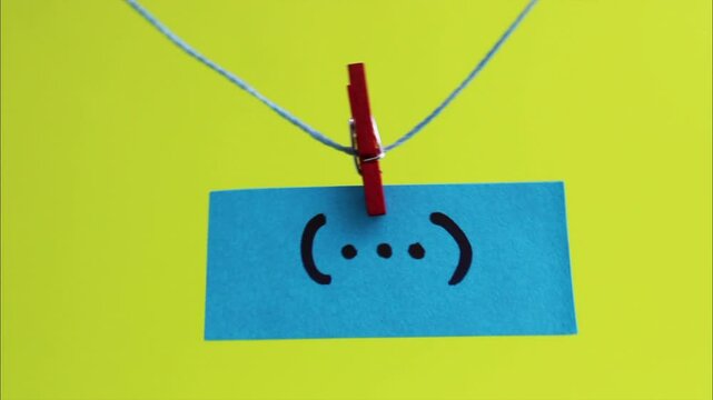 Note with ellipses in parentheses