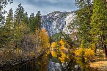 Yosemite Valley's autumn beauty