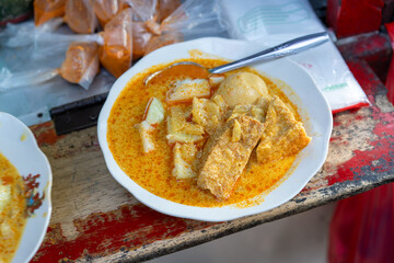 An Authentic Indonesian Food “Lontong Sayur”