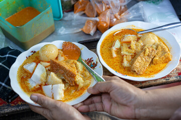 An Authentic Indonesian Food &ldquo;Lontong Sayur&rdquo;