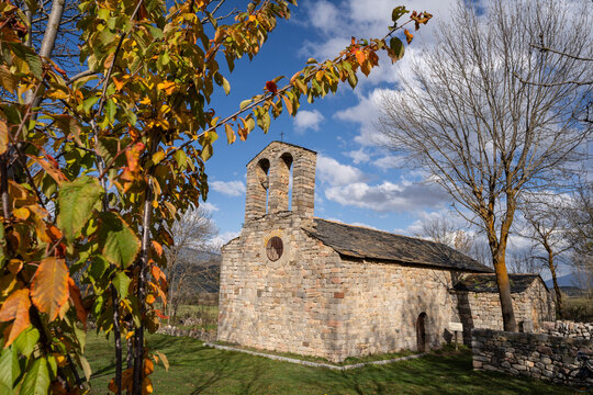 church of Sant Serni de Coborriu, municipality of Bellver de Cerdanya, Cad&iacute;-Moixer&oacute; Natural Park, provinces of L&eacute;rida and Gerona, Catalonia, Spain