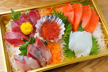 刺し身盛合わせ