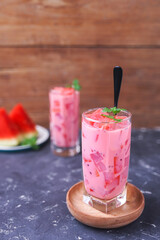 Indian watermelon ice, a viral drink among Indian fans. Indonesian street food.