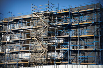
construction of scaffolding to repair apartments