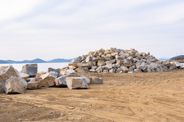 青木石採石場の岩石　香川県の讃岐広島