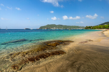 Bequia, Saint Vincent, Lower Bay - 31 Januari 2024 - The turquoise water at Lower Bay