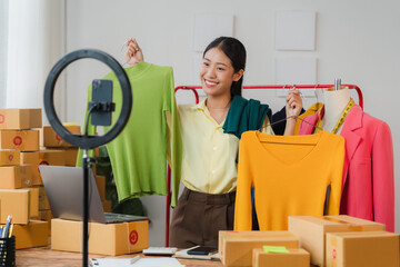 Live Sales Fashion Presentation 