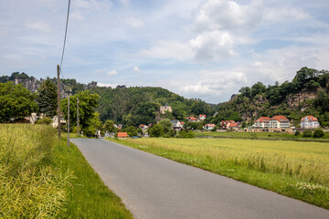 Elberadweg bei Bad Schandau oberer Elblauf