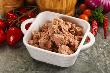 Canned tuna fish for salad