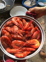 Baked shrimp in a pot