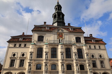 Obraz premium Blick in die Altstadt von Lüneburg in Niedersachsen 