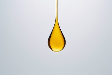 Fototapeta premium oil droplet on white background