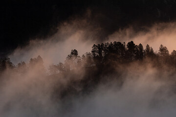 Niebla en el Geoparque Villuercas Ibores Jara