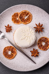 Sweet round tart with berry filling, covered with white chocolate