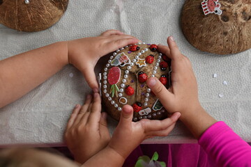 Children's workshop on coconut shell decoration.
