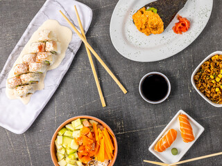 Japanese food, makis, nigiri, yakimeshi, poke, soy sauce