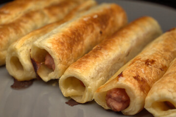 Bockwürstchen im Blätterteig