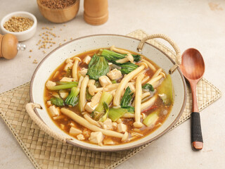 Stir fry vegetables with mushroom, cooked in sweet and sour sauce