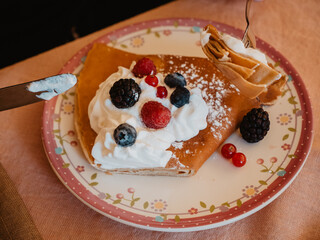 crepes ai frutti rossi